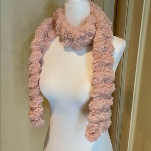 Super cozy and soft pink faux fur, hand knit scarf vegan, chunky yarn, cuddly